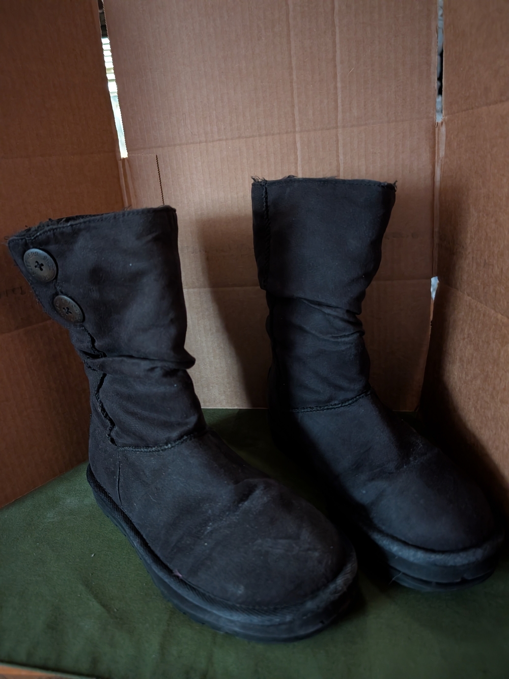 Skechers Black Mid-Calf Button Accent Heeled Boots